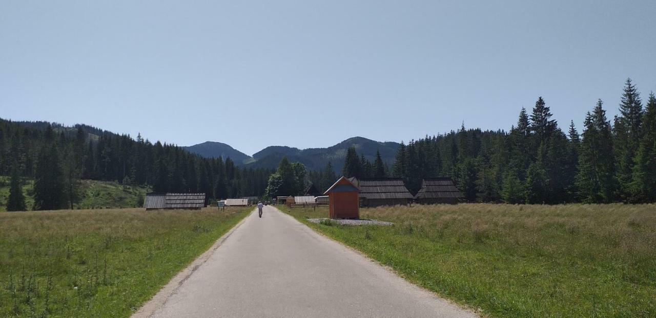 Wynajem Pokoi Rancho Zab Exterior foto